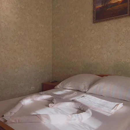 де кампо Chynadiyovo